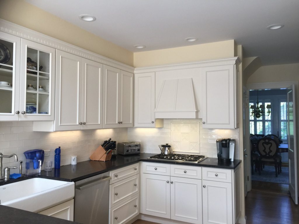 kitchen cabinet painter